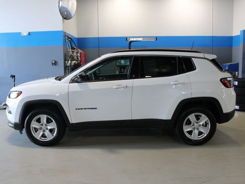 Used 2022 Jeep Compass Latitude w/ Convenience Group AWD/4WD image 15