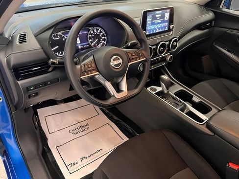 Used 2025 Nissan Sentra SV FWD image 16