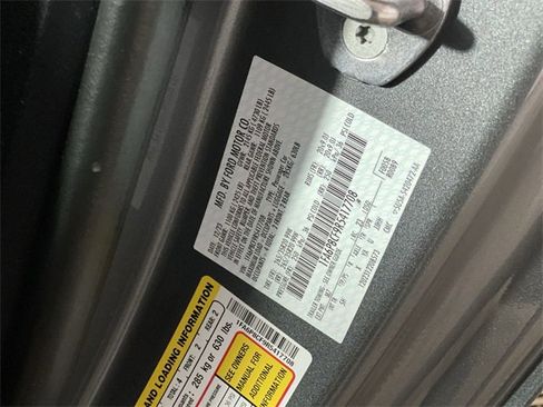 Used 2024 Ford Mustang GT Premium image 38