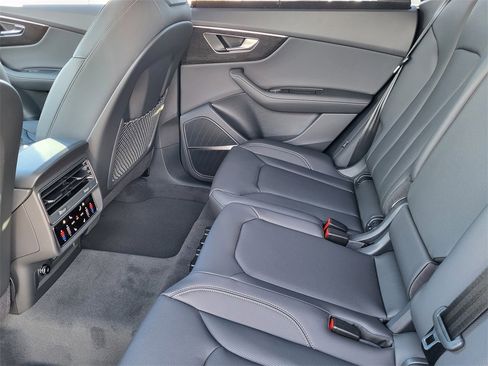 New 2026 Audi Q8 Premium Plus image 8