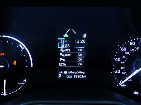 Used 2021 Toyota Sienna XLE image 18