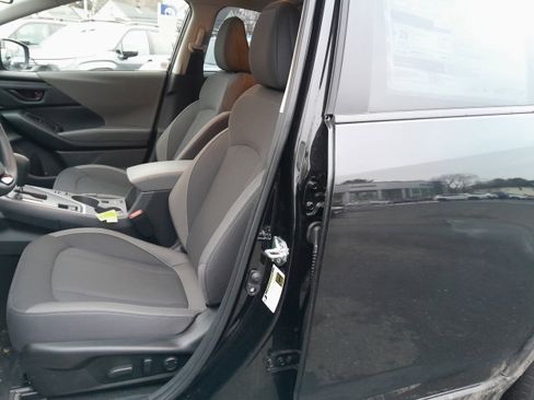 Certified 2025 Subaru Crosstrek 2.0i Premium image 12