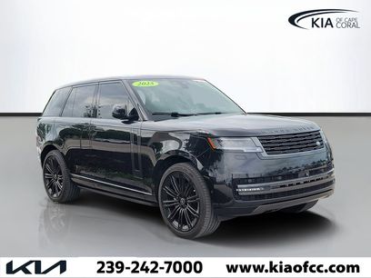 Used 2025 Land Rover Range Rover SE