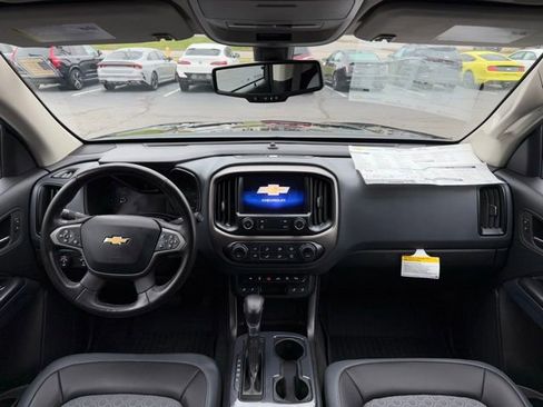 Used 2022 Chevrolet Colorado Z71 image 24