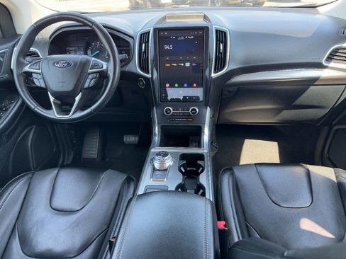 Used 2022 Ford Edge Titanium w/ Equipment Group 301A image 11