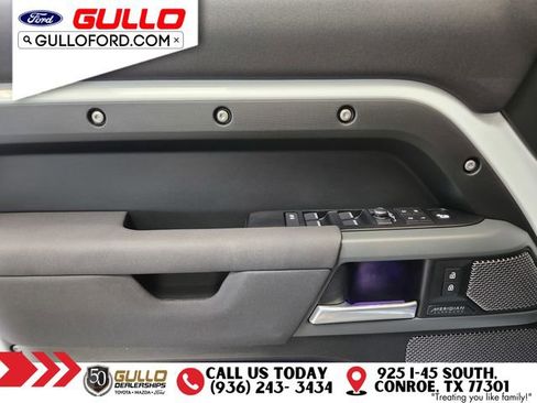 Used 2022 Land Rover Defender 110 X-Dynamic SE image 20