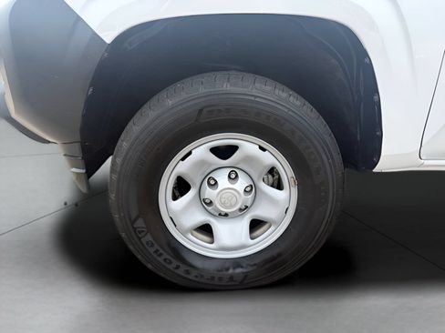 Used 2023 Toyota Tacoma SR RWD image 12