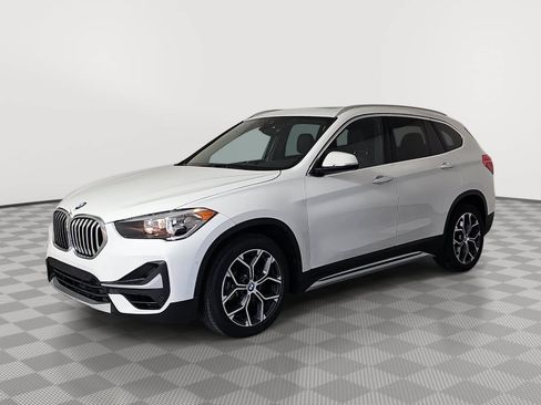 Used 2021 BMW X1 xDrive28i w/ Convenience Package AWD/4WD image 3