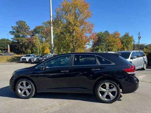 Used 2013 Toyota Venza Limited image 4