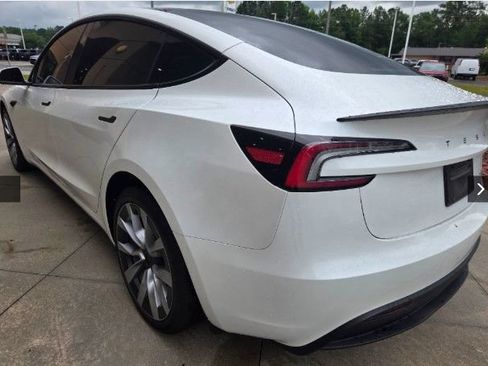 Used 2024 Tesla Model 3 Long Range AWD/4WD image 2