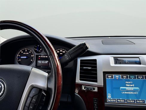 Used 2008 Cadillac Escalade AWD image 22
