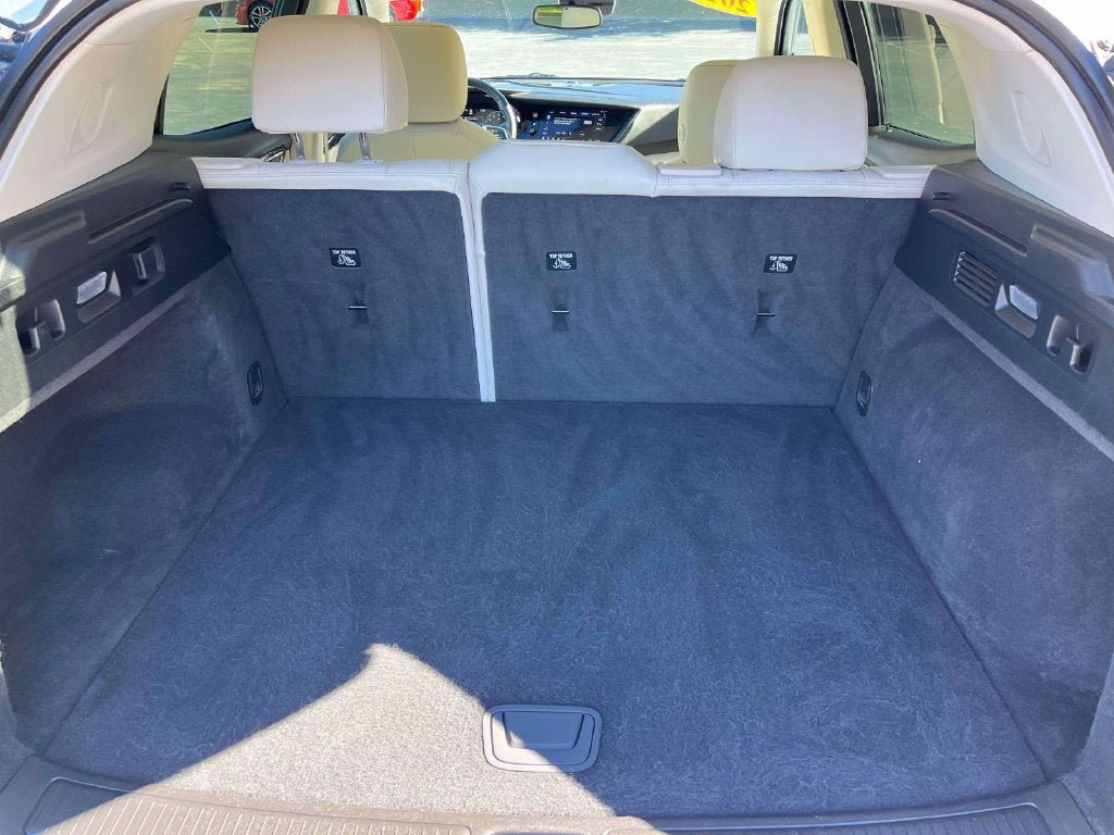 Used 2023 Buick Envision Essence FWD image 17