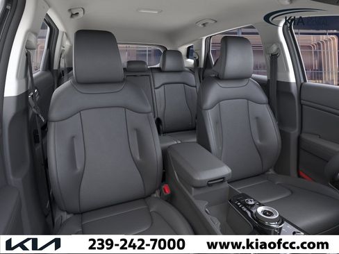 New 2025 Kia Sportage EX image 15