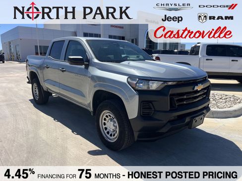Used 2024 Chevrolet Colorado W/T image 1