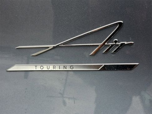 Used 2024 Lucid Air Touring image 27