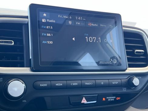 New 2026 Hyundai Venue SEL image 17