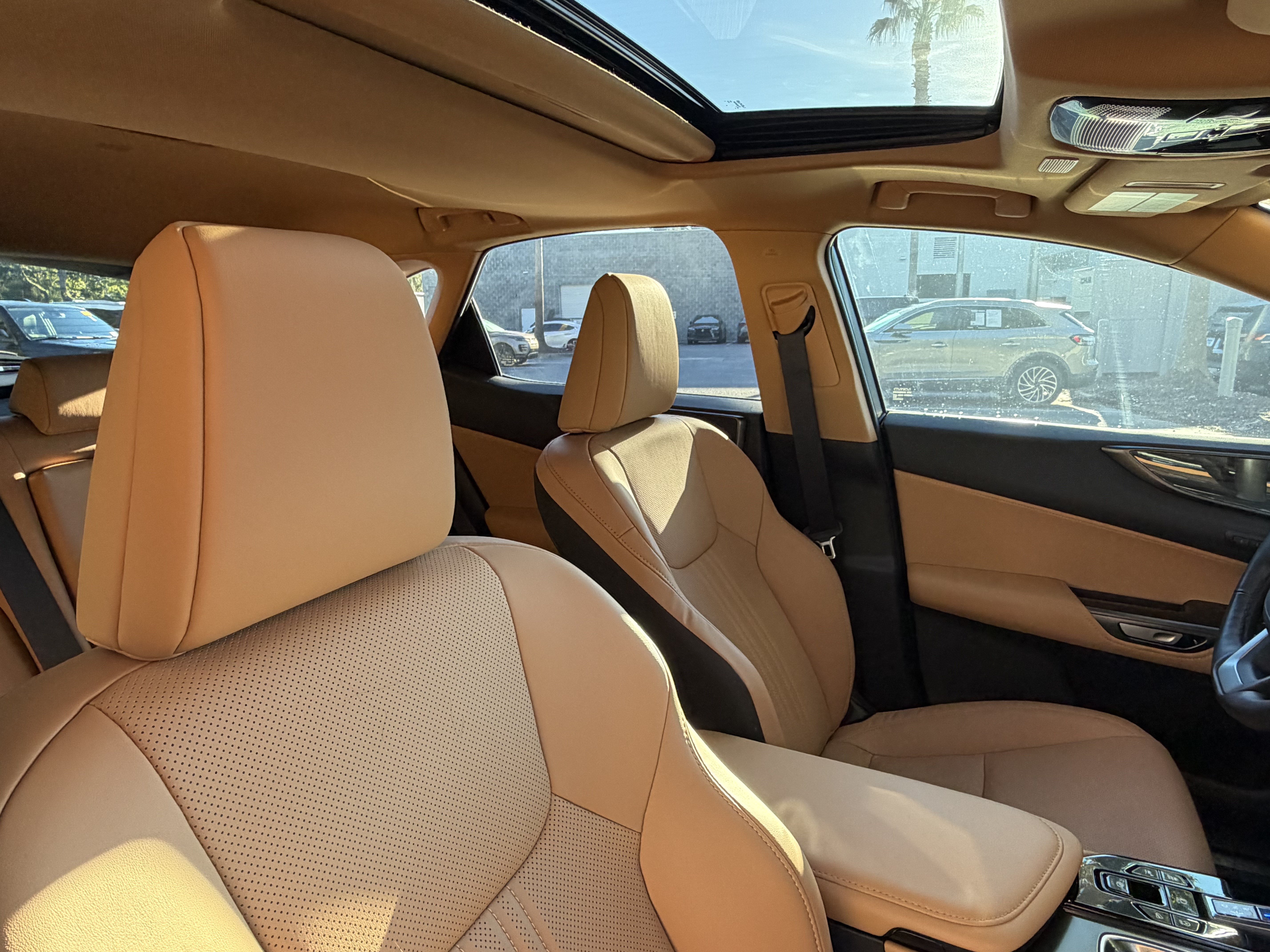 Certified 2025 Lexus NX 350 AWD w/ Accessory Package (2T) image 42