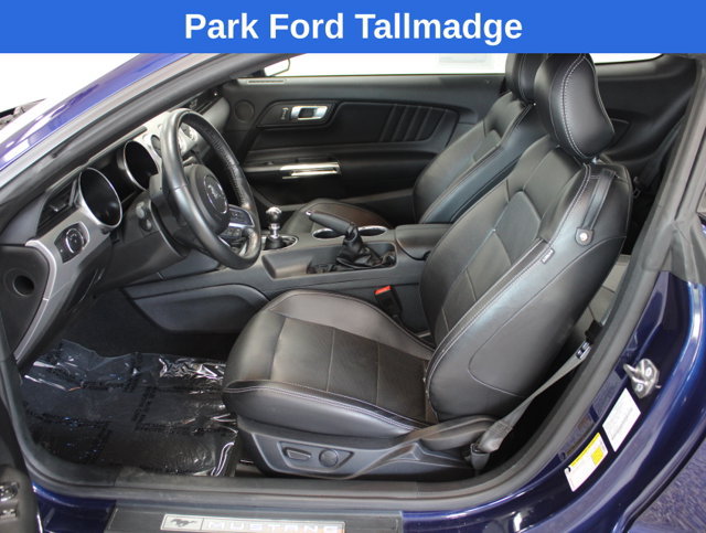 Used 2020 Ford Mustang Premium RWD image 15