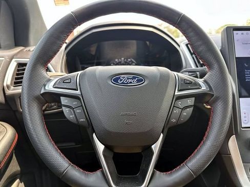 Used 2024 Ford Edge ST-Line AWD/4WD image 12