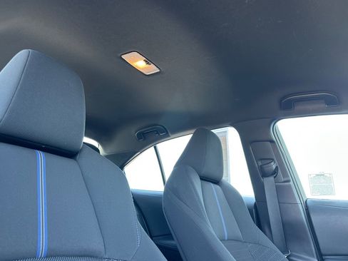Used 2022 Toyota Corolla SE image 16