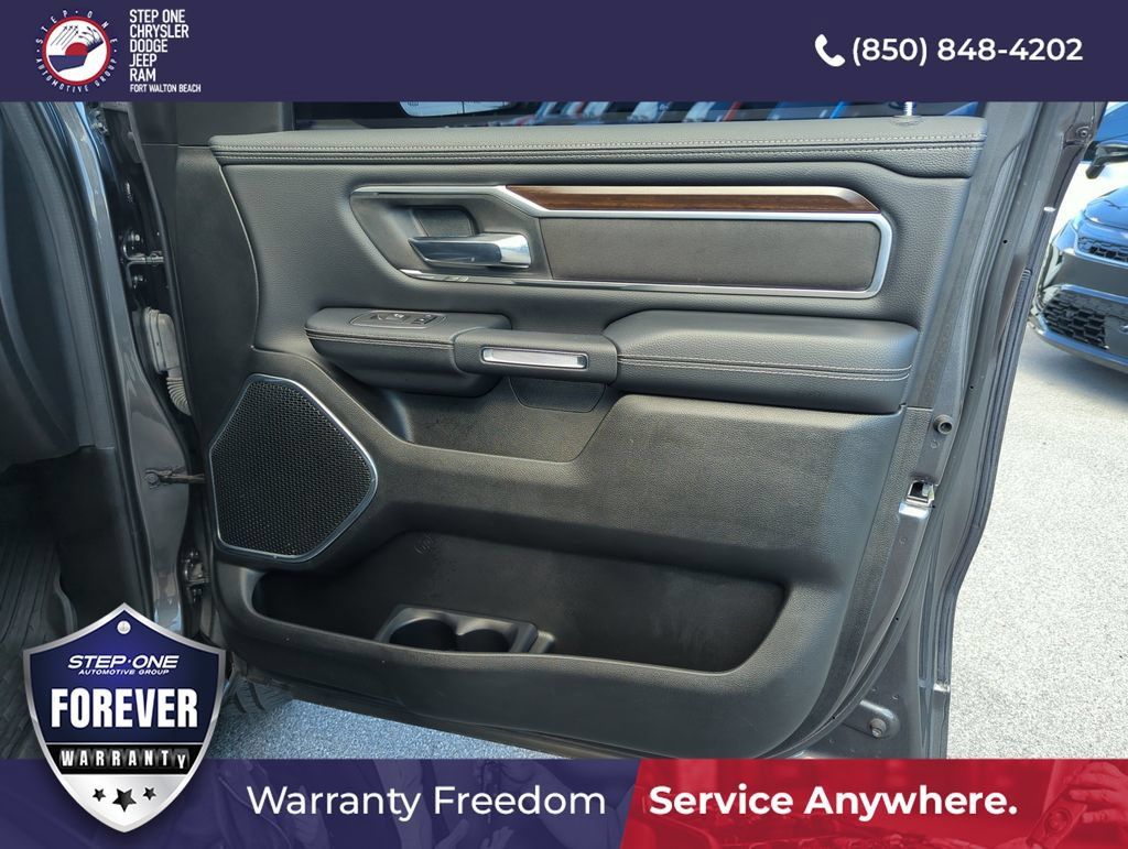 Used 2022 RAM 1500 Laramie AWD/4WD image 31