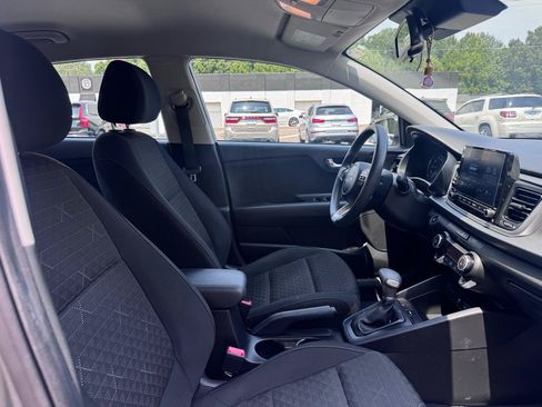 Used 2023 Kia Rio S w/ Technology Package FWD image 10