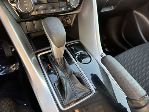 Used 2020 Mitsubishi Eclipse Cross ES image 26