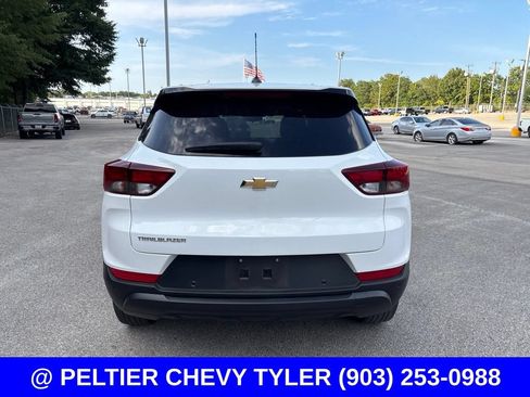 Used 2024 Chevrolet TrailBlazer LS w/ LS Convenience Package FWD image 6