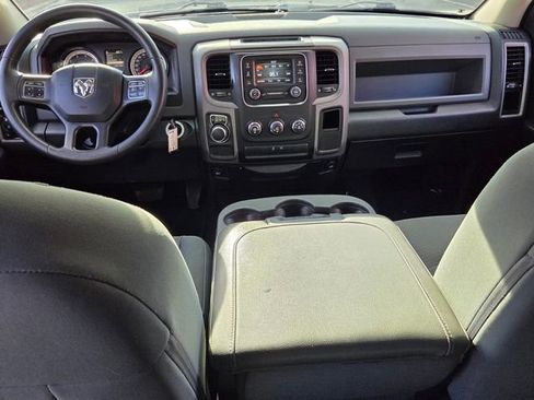 Used 2017 RAM 1500 Express image 12