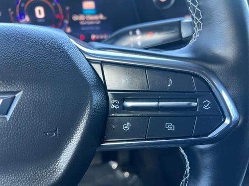 Used 2025 Chevrolet Traverse LT image 26