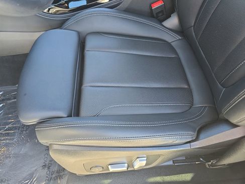 Used 2023 BMW X4 M40i image 32