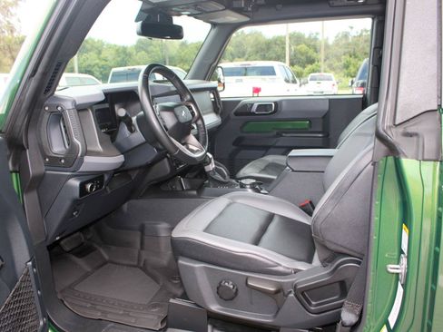 Used 2024 Ford Bronco Big Bend w/ Sasquatch Package AWD/4WD image 10