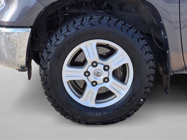 Used 2019 Toyota Tundra SR5 w/ SR5 Upgrade Package AWD/4WD image 24