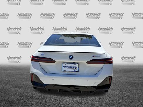 Certified 2025 BMW i5 eDrive40i w/ M Sport Package RWD image 9
