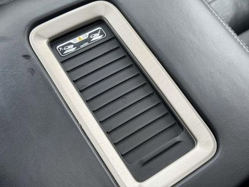 Used 2016 GMC Yukon XL Denali w/ Open Road Package image 33