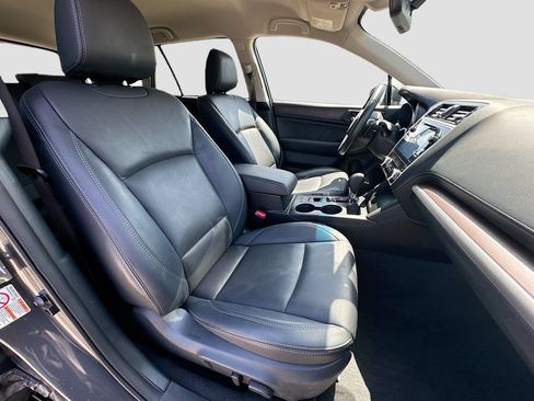 Used 2019 Subaru Outback 2.5i Limited w/ Popular Package #2 AWD/4WD image 34