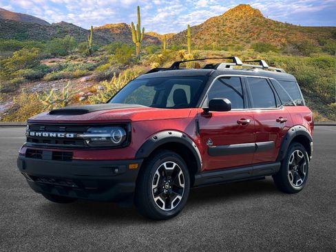 Used 2023 Ford Bronco Sport Outer Banks w/ Tech Package image 9