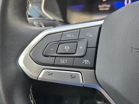 Certified 2023 Volkswagen Taos S FWD image 21