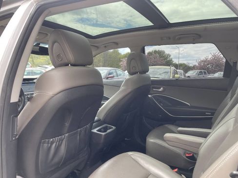 Used 2018 Hyundai Santa Fe Limited AWD/4WD image 21