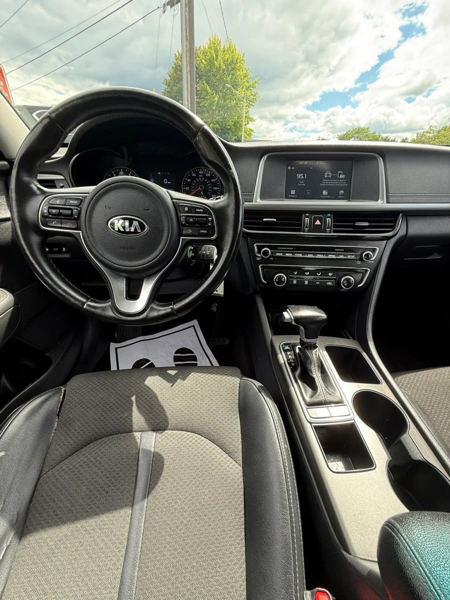 Used 2018 Kia Optima S w/ Panoramic Sunroof Package FWD image 34