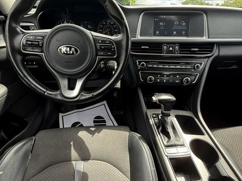 Used 2018 Kia Optima S w/ Panoramic Sunroof Package FWD image 34