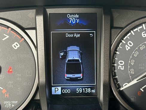 Used 2018 Toyota Tacoma TRD Pro image 12