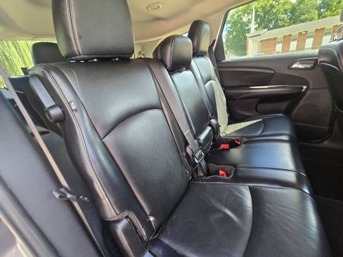 Used 2014 Dodge Journey SXT w/ Flexible Seating Group FWD image 30