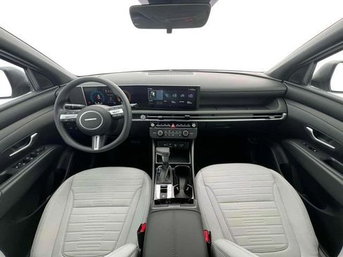 New 2026 Hyundai Santa Cruz SE AWD/4WD image 13