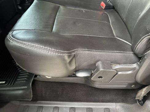 Used 2012 Ford F350 Lariat w/ Chrome Pkg image 26