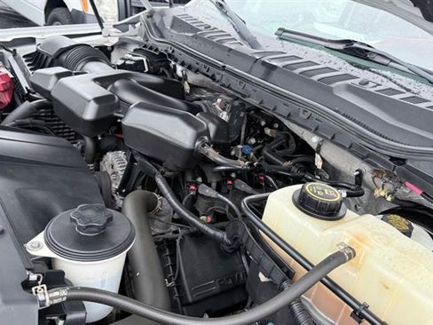 Used 2017 Ford F250 XL w/ Power Equipment Group RWD image 37