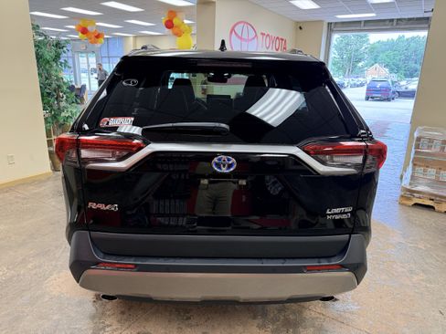 Used 2023 Toyota RAV4 Limited AWD/4WD image 15