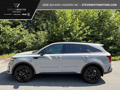 Used 2022 Kia Sorento SX AWD/4WD image 1