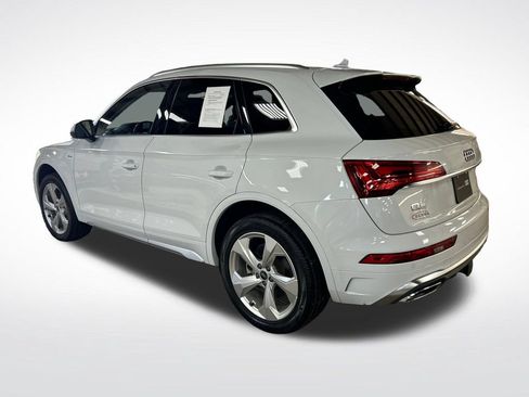 Used 2023 Audi Q5 2.0T Premium Plus w/ Premium Plus Package AWD/4WD image 3