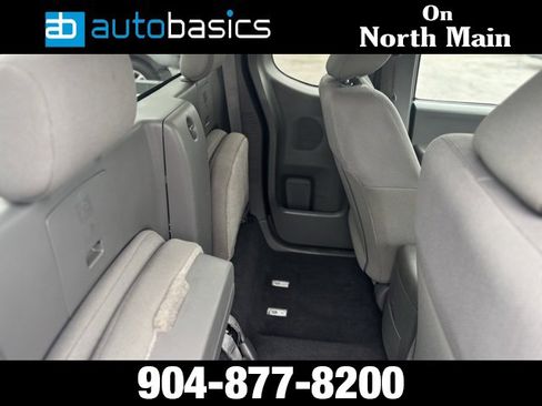 Used 2019 Nissan Frontier S image 16